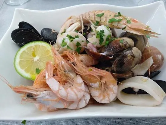 B&B Brezza Marina & Ristorante Shoreline Pozzallo Bed & Breakfast