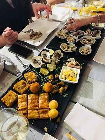 Bed & Breakfast B&B Brezza Marina & Ristorante Shoreline Pozzallo