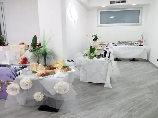 B&B Brezza Marina & Ristorante Shoreline Pozzallo Italien