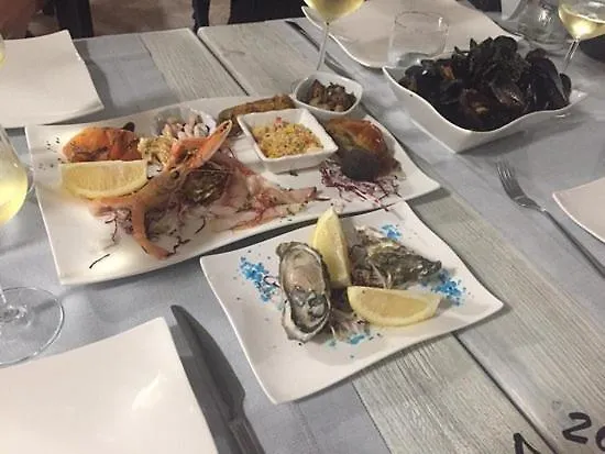 B&B Brezza Marina & Ristorante Shoreline Pozzallo 3*,  Italien